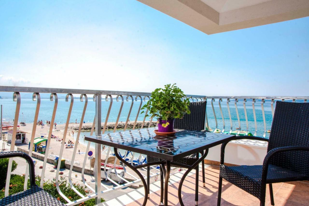 Kaštela Beachfront Apartments Don מראה חיצוני תמונה