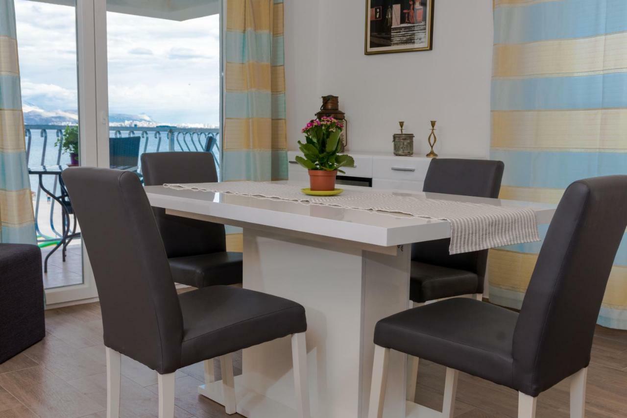 Kaštela Beachfront Apartments Don מראה חיצוני תמונה