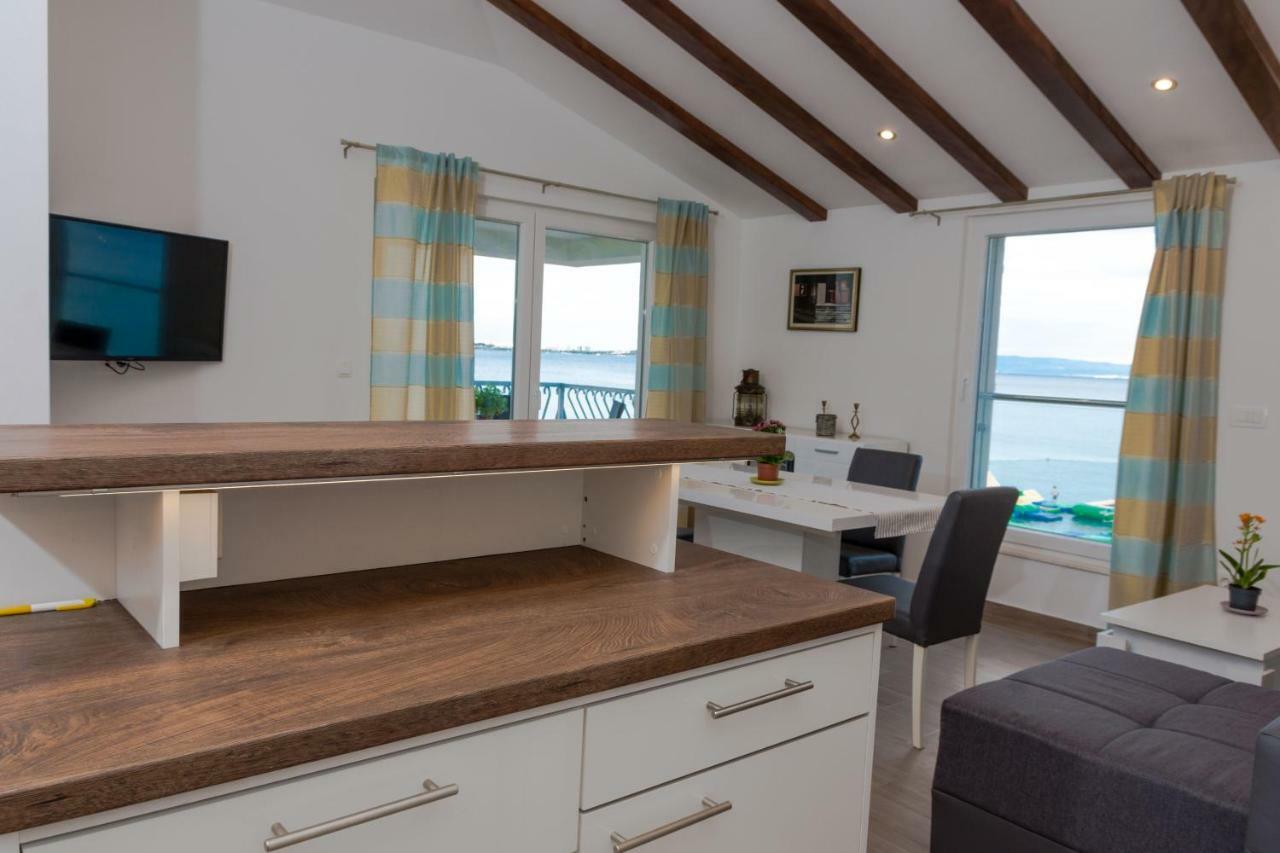 Kaštela Beachfront Apartments Don מראה חיצוני תמונה
