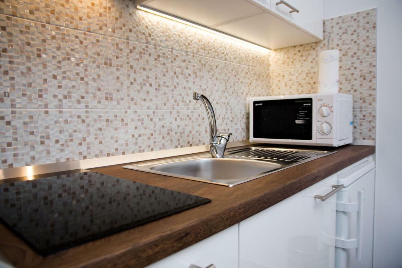 Kaštela Beachfront Apartments Don מראה חיצוני תמונה