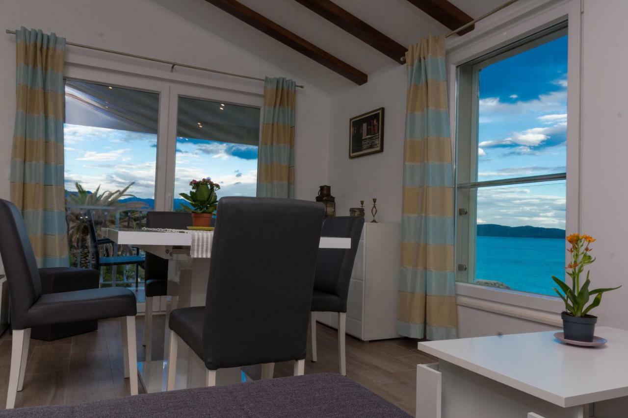 Kaštela Beachfront Apartments Don מראה חיצוני תמונה